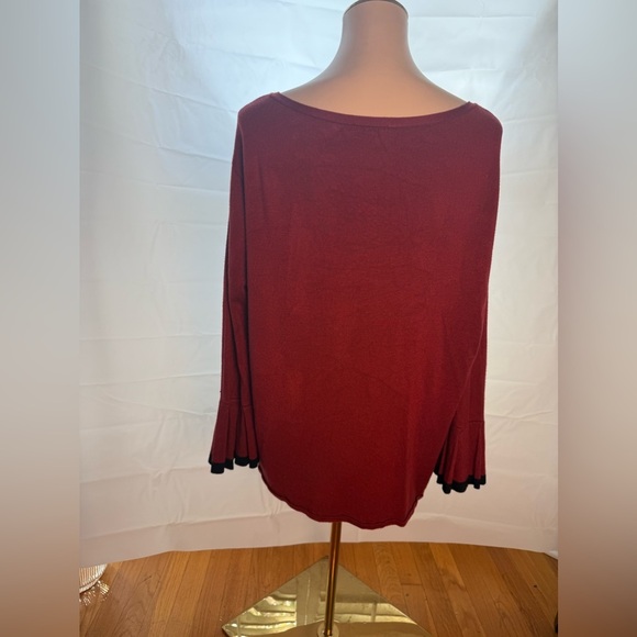 The Limited Women's Red Crew Neck Sweater - Picture 2 of 6